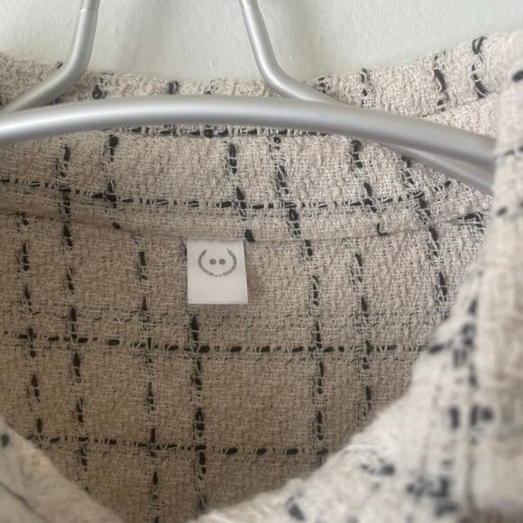 Checkered Flannel Long Sleeve Women’s Shirt Cream Blue Embroidered Size L - Picture 5 of 6